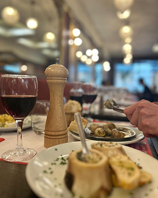 Interieur du restaurant Le Bouillon Capitole